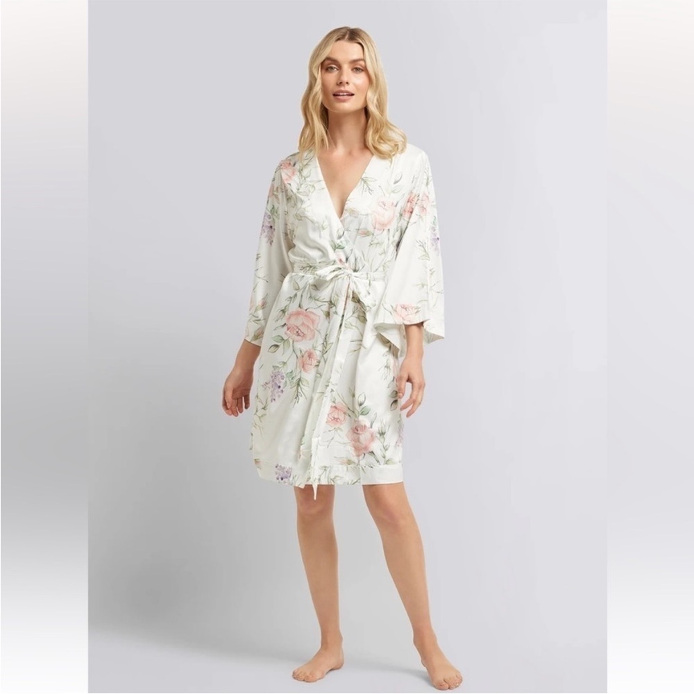 Floral‎ Print Women's Robe - Picture 7 of 12